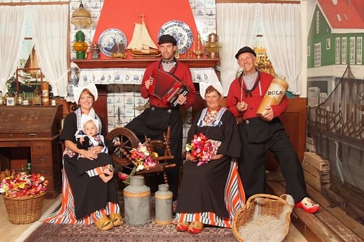 Traje típico de Holanda: hombre, mujer y todo lo que necesita saber.