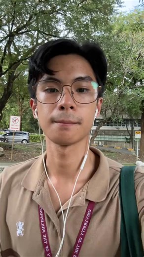 Ang reviewer na perfect para sa preparation sa UPCAT -- Be a future ISKO & ISKA with The Maroon Bluebook UPCAT 2026 Reviewer! 👨‍🎓 📚 UPCAT Workbook with 750 questions with UPCAT level of difficulty with complete and comprehensive solutions, with detailed Answer Keys and Sample Exam. 📖 In-depth study guide for all subjects. 👨‍💻 Study techniques, tips, and strategies from recent UPCAT passers. 🥇 Made by scholars from UP Diliman, UP Manila, and Los Banos. 💯 Used by thousands of UPCAT takers 