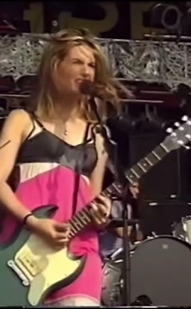 reels.grunge studio | volcano girls - veruca salt (live at bizarre festival, 1997) . . . #volcanogirls #verucasalt #ninagordon #louispost #grunge #alternative... | Instagram