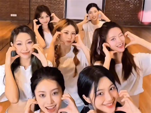 【R.E.D】七只甜妹💕~