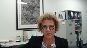 I Hate High Vis, But Should I Wear It? Si doesn't like hi-vis, but why? Is it just the loud colour or is there more fueling this opinion? He talks to a professor in vision science and a psychology professor (also a record-breaking ultra cyclist!), to get their opinion on whether wearing high-vis cycling clothing actually keeps you safe when cycling. #gcn #cycling #roadcycling #roadbike #bike #bikes #bikelife #fluorescence #bikesafety #safteyfirst #safe | Global Cycling Network