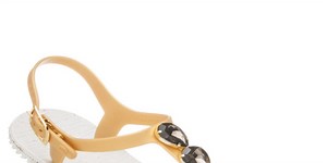 7 fabulous flat sandals