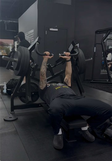 #fyp #gymtok #fitness #fittok #benoliftss