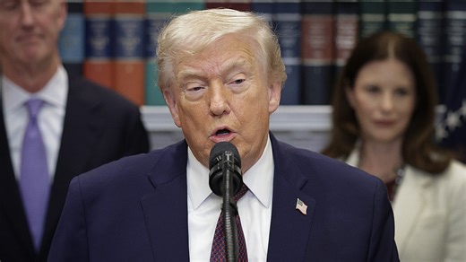 US President Donald Trump states “14 out of 17” pharmaceutical companies have agreed to “drastically lower” drug prices. | Sky News Australia