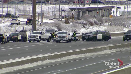 One dead, 5 seriously injured after Highway 403 crash in Mississauga