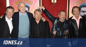 Předposmrtný památník, komentují Pythoni novou show. Dorazí i Hawking - iDNES.cz