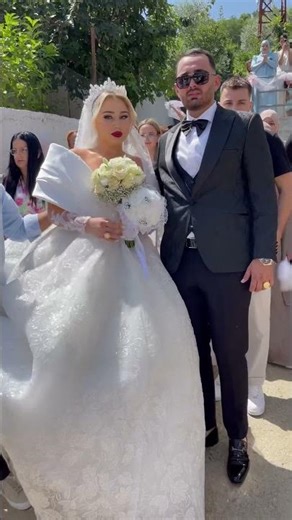 Dalja e nuses 🥰🔥#short #wedding #albania #hidajetdervishi #dasma #event #bride #studiojeti #love 5