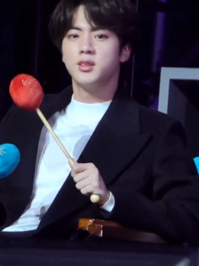 190106 GDA 🪇だんだんノリノリになってくジンさん好き#JIN #kimseokjin #seokjin #방탄소년단 #bts #ジンくん