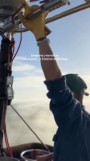 😍 Immerse yourself in history and heritage at Galvanized - A Festival of Heritage. Learn about man's oldest form of flight with Floating Images Hot Air Balloon Flights, eat at a heritage restaurant like Stony Creek Brewing Ipswich or Bakehouse Steakhouse, book an event like The Baker's Ball, attend an open day, see historic buildings and stay in heritage accommodation like Twigley Farm! 👉 | Discover Ipswich