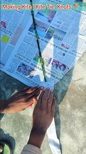 Akhbar Se Banayi Zabardast Patang! 🪁🗞️ How To Tie Kite Knots #RGExperiment #DIYKite #shortsfeed