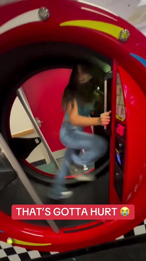 Who decided to put a hamster wheel in an arcade?! 😂 #fyp #explore #arcade #hamsterwheel #wheel #run (via ayara_brazil/IG)