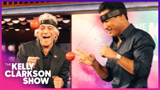 Tony Danza challenges Mario Lopez to hilarious boxing game