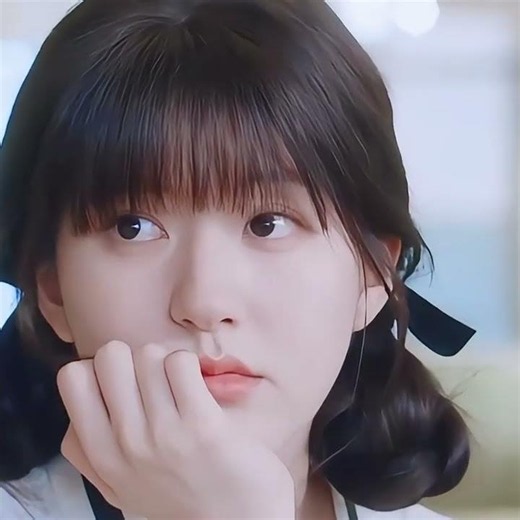 San Zhi Peek at Duan Jiaxu🤣#hiddenlove #zhaolusi #chenzheyuan