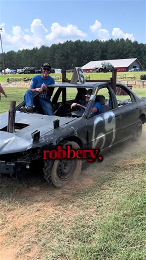 How we pull up 🥶#derby #demolitionderby #demoderby | demolition