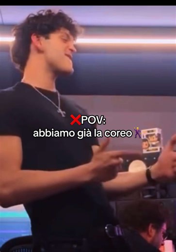 abbiamo già la coreografia😅 - - - #mida #hit #newsong #estate #foryou