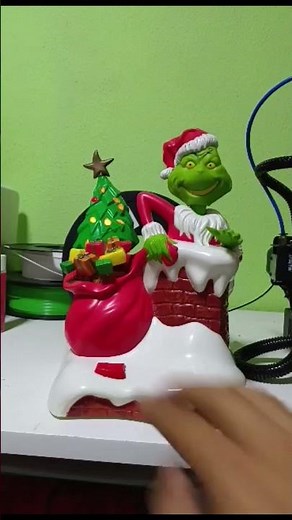 2000 Vintage Radio Shack Grinch