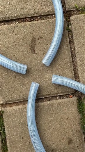 5-Minute Crafts Decor on Instagram: "Save this before your next pipe repair 🙌📌 #homefix #plumbinghack #diyhome"