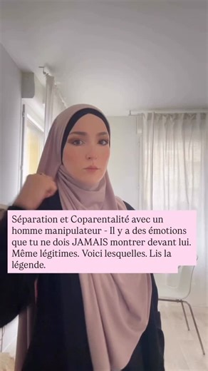 Jade | Psychopraticienne Formée Aux Psychopathologies on Instagram: "Tes émotions sont légitimes. Mais devant lui, elles peuvent être retournées contre toi. 1. La peur Par exemple, si tu as peur de te retrouver face à lui devant le JAF, s’il voit ta peur, il intensifie sa manipulation. « Je vais demander la garde. » Il va constamment appuyer sur ce bouton. 👉🏻 Face aux menaces, ne réagis pas. Reste neutre. Tu gères ta peur ailleurs. 2. La tristesse Par exemple, s’il se sent que tu as encore des