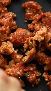 1.2K views | This quick and easy spaghetti recipe gets its rich flavor from Italian sausage and quick homemade spaghetti sauce. Don’t forget the Parmesan cheese! Get the recipe: https://bit.ly/36l6VQa | Simply Recipes | Facebook