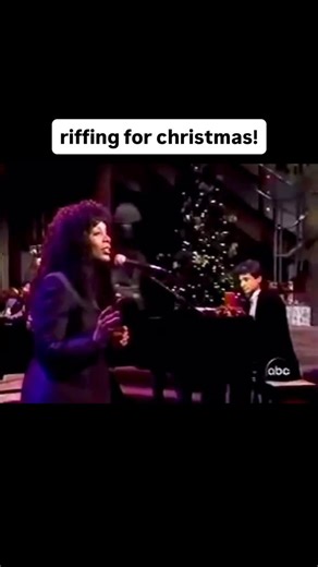 Vocal Oracle on Instagram: "Sing, Donna! I am obsessed with this vocal moment from a performance of “The Christmas Song” by Donna Summer shared by @thedonnasummerarchive and so I felt like sharing 😊 #donnasummer #vocals #christmassongs #singer #christmasmusic voice fyp viral live performance"