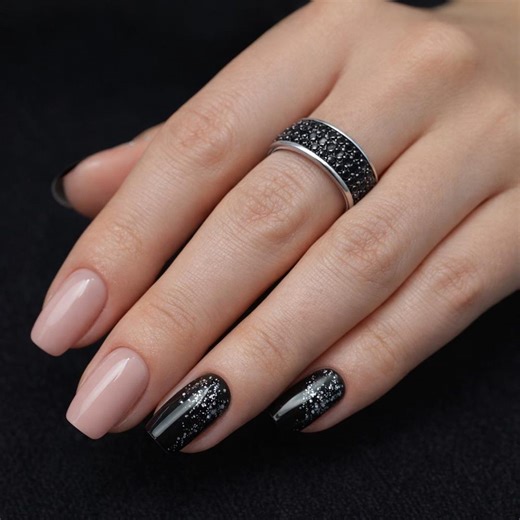 Black Crystal Band Ring, Pavé Style Ring, Minimalist Silver Tone Ring, Modern Stackable Ring, Unisex Fashion Jewelry Gift - Etsy