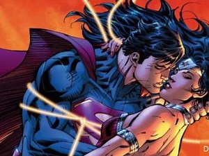 Superman and Wonder Woman Officially a Couple