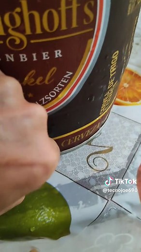 Tutorial para abrir un barril de 5Lts de cerveza #cerveza #beer #barril #tutorial #dunkel #cervezaalemana #chela #cervezaimportada #barrildecerveza