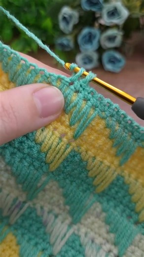 ￼ Beautiful checkered pattern for blanket crochet knitting easy to make￼ #moderncrochet #crocheting