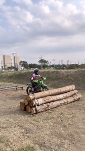 I could’nt believe but i can fly… Thanks Madam Blythe my editor nako haha! | John L. Mascarinas