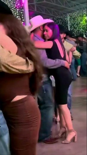 #mexicanparty Latin Dance #mexican Fiesta Mexicana Dancing #shorts.