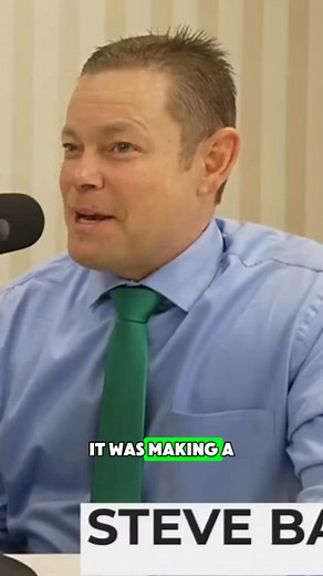 Looking ahead to 2026: What asset do you think will lead? My answer? Copper. After a strong 2025, it’s holding above $5/lb like it’s normal—and I think that trend sticks. If you’ve got copper exposure, especially in gold/copper combos, you might just beat the market. What’s your prediction for 2026’s top performer? 👉 Watch the Full Episode: https://www.youtube.com/watch?v=skjHbL3xbOk #CopperBoom #TopAssets2026 #CommoditiesOutlook #MetalMarket #CopperMining #InvestmentPicks #MarketForecast #Smar