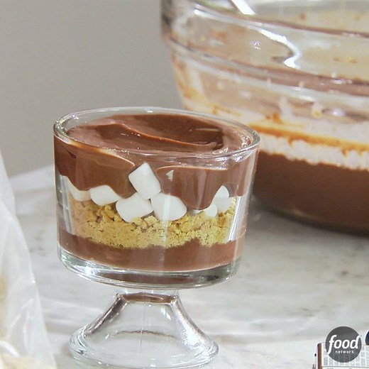 Adorable pudding parfaits = the key to indoor s'mores galore. | Food Network