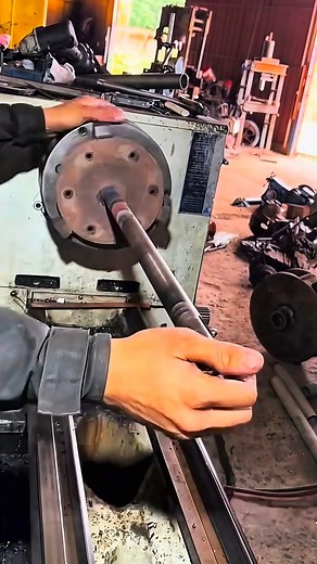 Gas Cutter Machine Working #gaslighting #machinery #machine #manufacturing #manufacturer | Machino