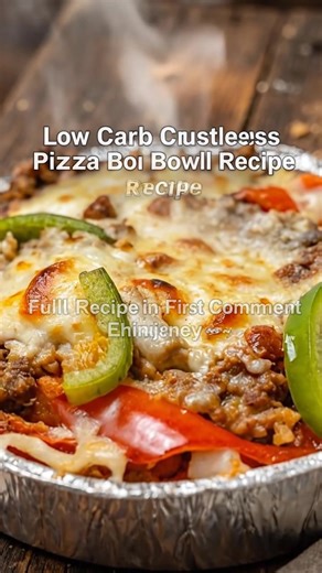 Low Carb Crustless Pizza Bowl Recipe Ingredients: 1 lb ground beef (or ground turkey/chicken for leaner option) 1/2 cup pepperoni (optional, can use turkey pepperoni or skip entirely for a vegetarian option) 1/2 cup sliced mushrooms Full Recipe in First Coʍmеոτ Enjoy ❤️👇 | Weight Watchers Recipes and Tips
