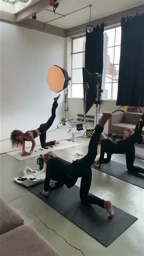 Eeek first shoot/event!💕🦋 Where will be the next one?👀 Drop in the comments where would you like