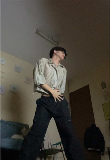 Club Dance Tutorial: Master the Moves with Ease