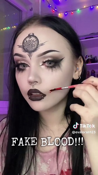Makeup Tutorial for Cassandra Dimitrescu Cosplay