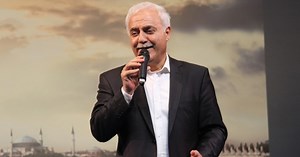 Nihat Hatipoğlu kimdir, kaç yaşındadır? Nihat Hatipoğlu'nun hayatı ve biyografisi