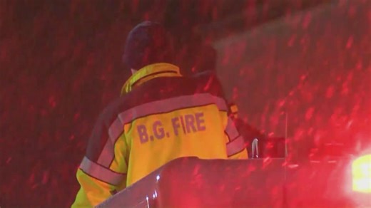 Crews put out kitchen fire at Bowling Green's Easystreet Café