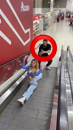 Mastering the Split Challenge with Belitskay