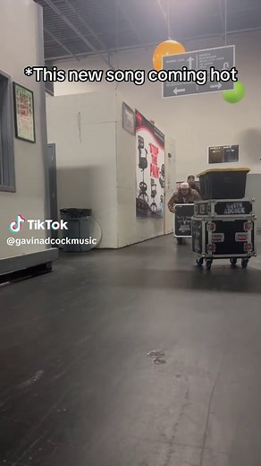 Exploring Slingshot Cars: Engaging Features and Fun