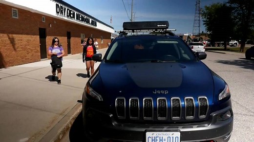 Red Lake fire grows to 750 hectares as residents urged to leave