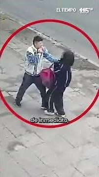 Footage of the brutal attack on a student in southern Bogotá #Security #Bogotá #News