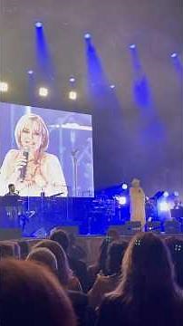 کنسرت گوگوش#گوگوش #کنسرت #خواننده #googoosh #concert