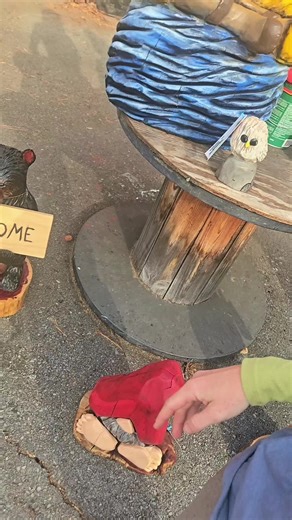 Discover Gatlinburg's Famous Chainsaw Carving Artist