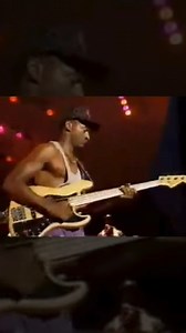 Marcus Miller bringing fire to “Run for Cover” with his iconic bass solo 🔥🎸 Which lick hit you the hardest? Drop a comment 👇 By @therealmarcusmiller #sogrooveoficial #bassgroove #bassistlife #bassplayer #basslove #groovemaster #basslicks #basslines #bassicon #bassvibes #lowendtheory #bassaddict #basspassion #bassinspiration #bassperformance #grooveinspiration #basslegend #basscommunity #slapbass #funkbass #jazzbass #fusionbass | Só Groove