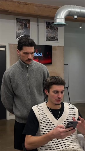 40K views · 758 reactions | Restyled from a brush back into a modern mod  The YS Park dragon Razor and YS Park feathering blades are an absolute game changer. Available at @chrisandsons | Samrascals | Facebook