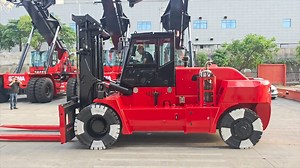 1.8K reactions · 67 shares | SOCMA HNF-160 with printing color tires and red forks. Get your forklift customized printing! Email: jason@socmachinery.com WhatsApp: +86 18950086585 Website: www.socma-forklift.com . . #heavydutyforklift #forklift #dieselforklift #bigforklift #materialhandling #heavyequipment #portequipment #forkliftchina #SOCMAforklift #steelyard #logisticsindustry #industrialmachinery | Jason Liu Socma | Facebook