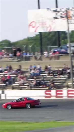 Drifting might not always win the race, but it definitely steals the show in the Spectator Drags!!! 🤘🏁 #spectatordrags #seekonkspeedway #freedomfactory #runwhatyoubrung #dragrace #nascar #drift #drifting #driftcar #madeinjapan #toyota #motorsport #builtnotbought #racing | TBERG MEDIA