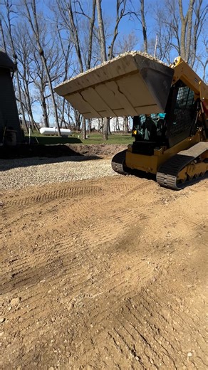 50K views · 330 reactions | Learn why we build on open grade! 直 Sign up now at HardscapeMentor.com 怜 • • #hardscapetraining #hardscape #hardscaping #flagstone #hardscapedesign #patio #pavers #outdoorliving #construction #build #hardscapementor #outdoorpatio #patiodesign #patiolife #diy #contractor #contractorlife #bluecollar #landscaping #landscape #yard #backyard #outdoorlivingspace | Hardscape Mentor | Facebook